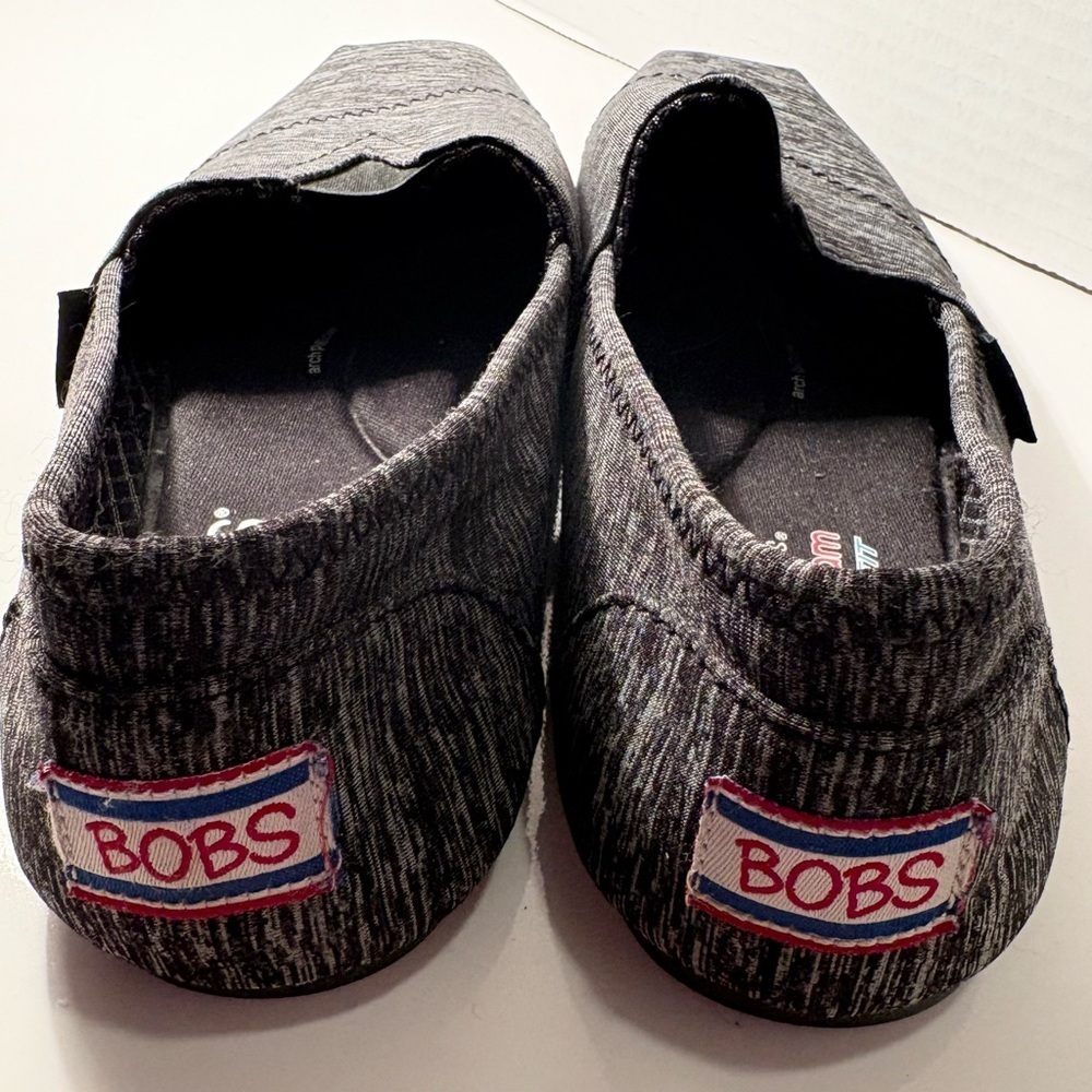 Skechers Bob’s Charcoal Loafers with memory foam and stretch. Like new! Sz 6.5W - Picture 2 of 5